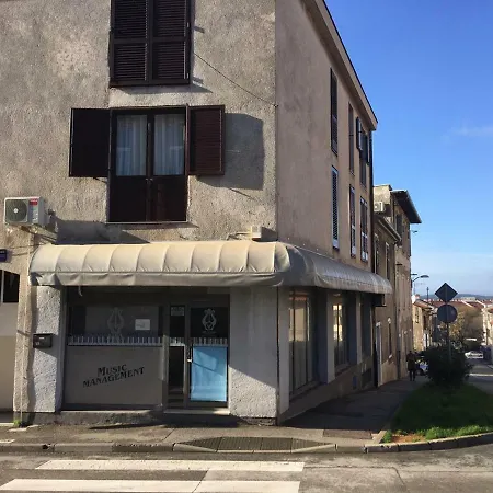 Dada Apartmán
